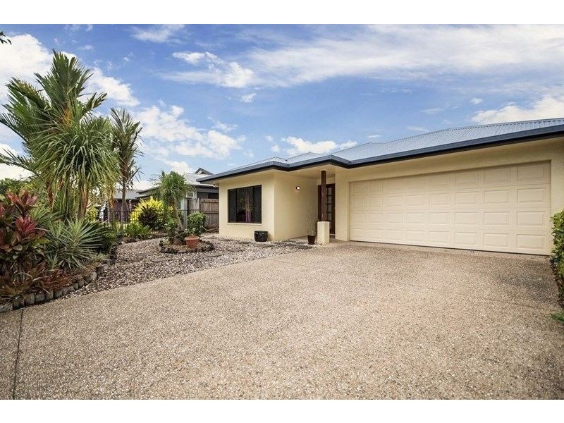 7 Roderick Street, Bentley Park QLD 4869