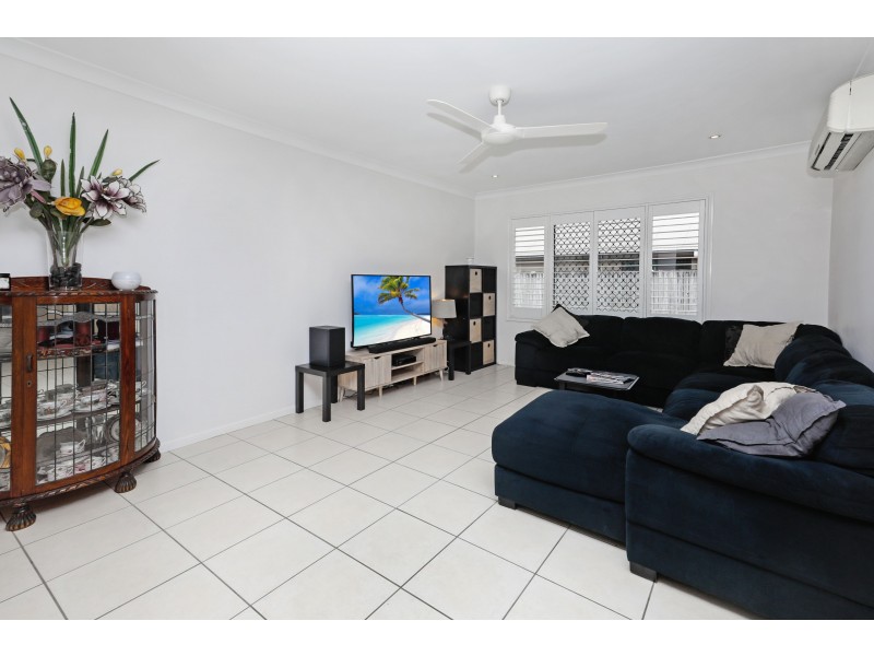 27 Charnley Avenue, Bentley Park QLD 4869