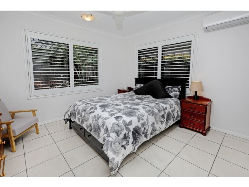 27 Charnley Avenue, Bentley Park QLD 4869