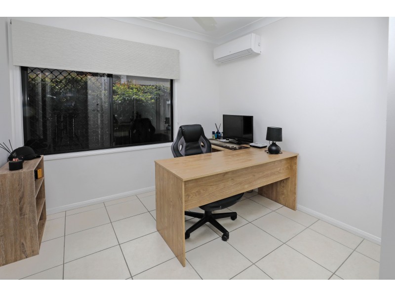 27 Charnley Avenue, Bentley Park QLD 4869