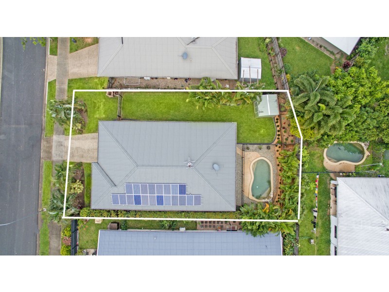 27 Charnley Avenue, Bentley Park QLD 4869
