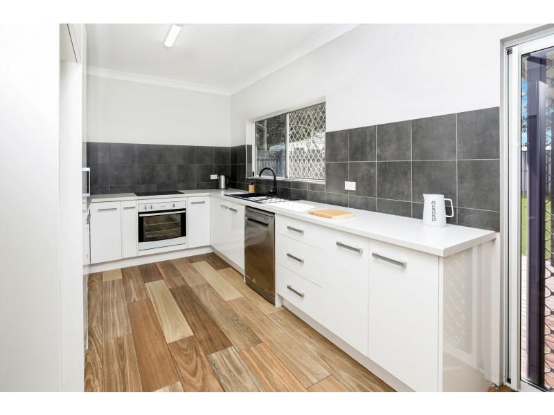 36 Cheviot Street, Smithfield QLD 4878