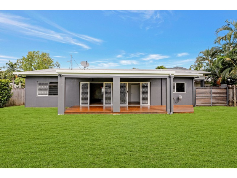 36 Cheviot Street, Smithfield QLD 4878