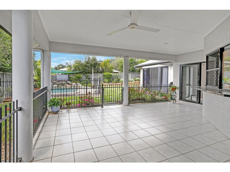5 Brian Street, Brinsmead QLD 4870