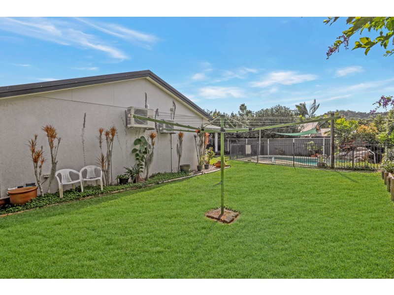 5 Brian Street, Brinsmead QLD 4870
