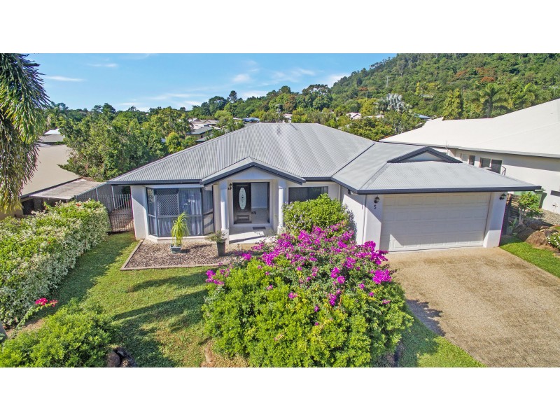 5 Brian Street, Brinsmead QLD 4870