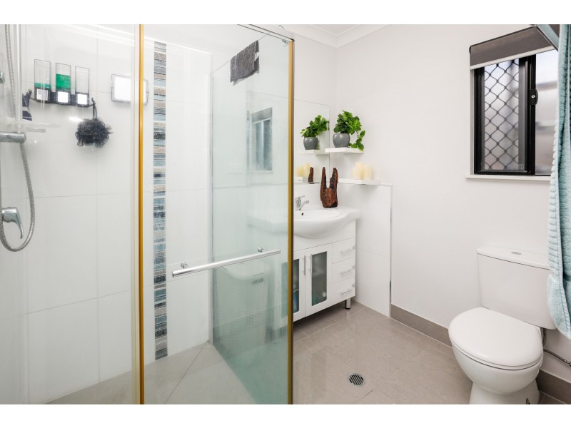 25 Carter Close, Smithfield QLD 4878