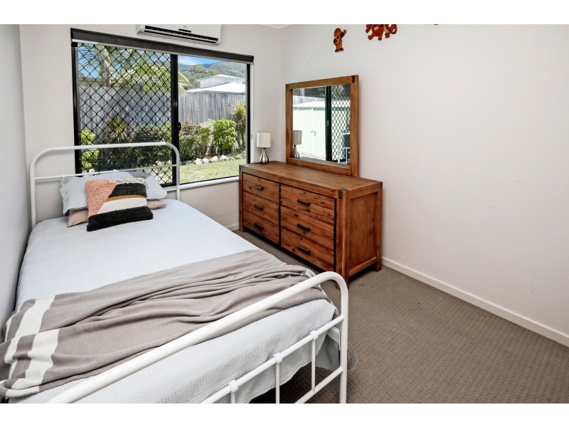 25 Carter Close, Smithfield QLD 4878