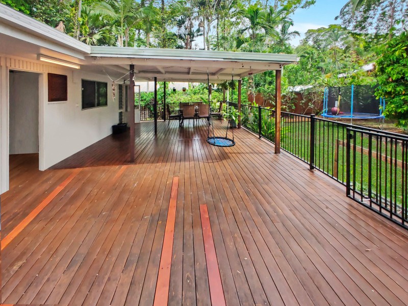 37 Clifton Road, Clifton Beach QLD 4879
