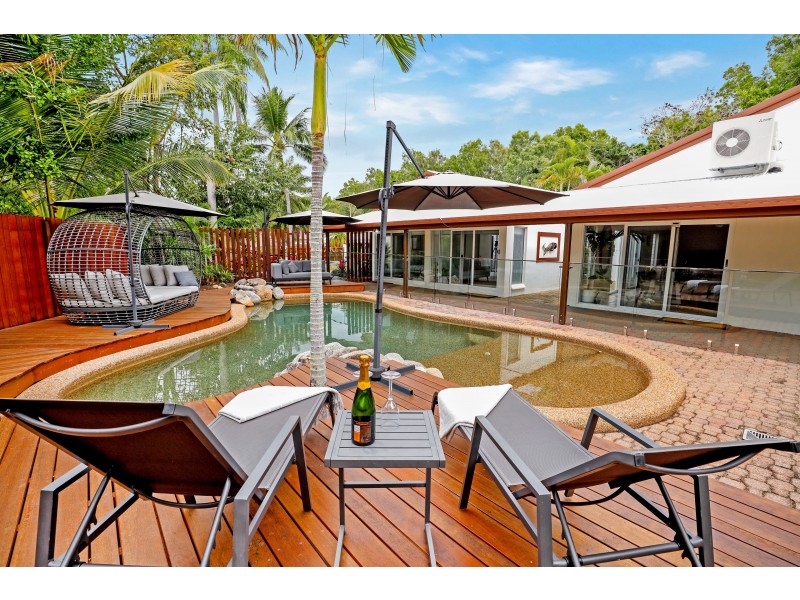 31 Gibson Close, Clifton Beach QLD 4879