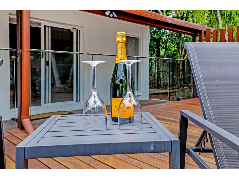 31 Gibson Close, Clifton Beach QLD 4879