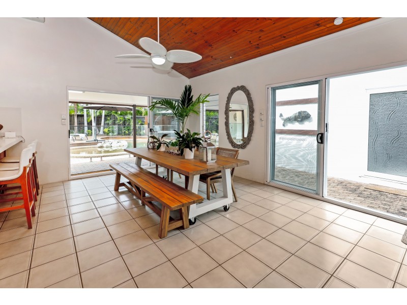 31 Gibson Close, Clifton Beach QLD 4879