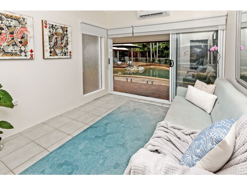 31 Gibson Close, Clifton Beach QLD 4879