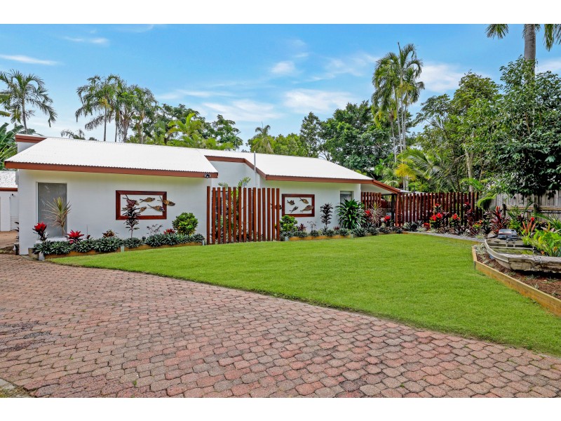 31 Gibson Close, Clifton Beach QLD 4879