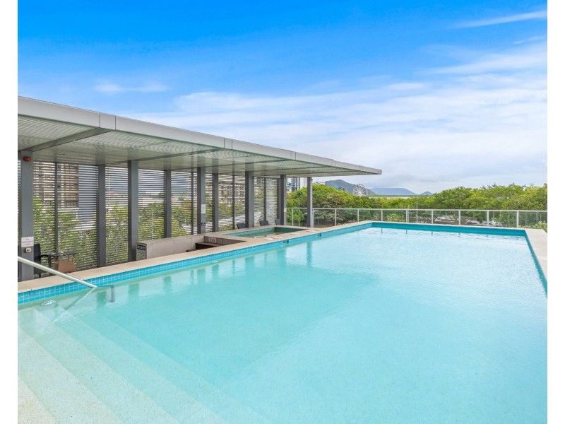323/1 Marlin Parade, Cairns City QLD 4870