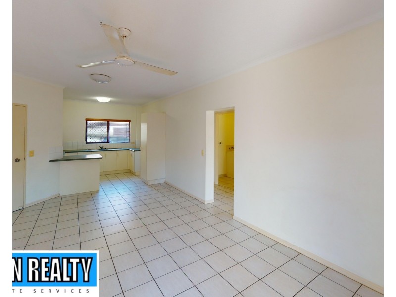 2/367 Mcleod Street, Cairns North QLD 4870