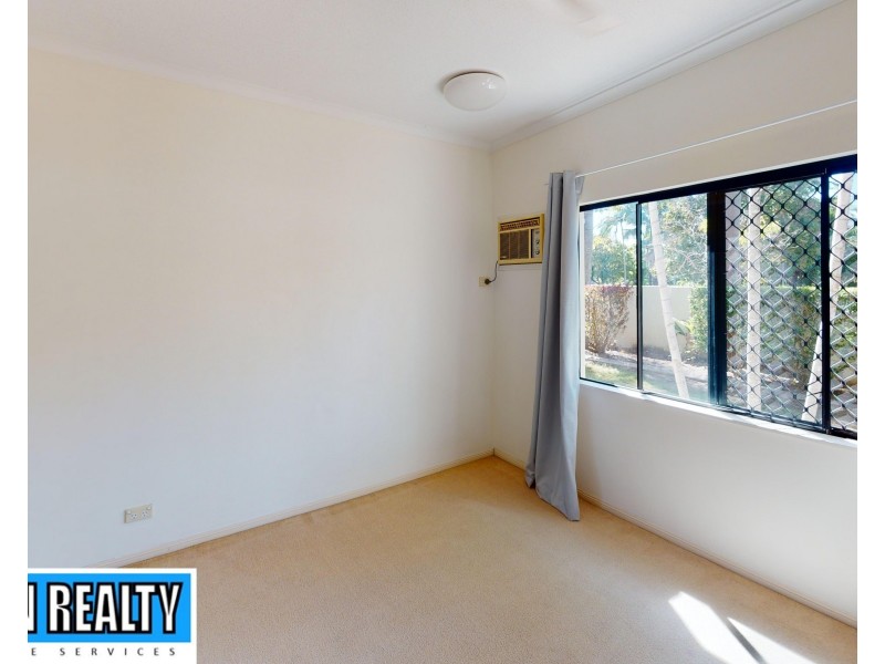 2/367 Mcleod Street, Cairns North QLD 4870