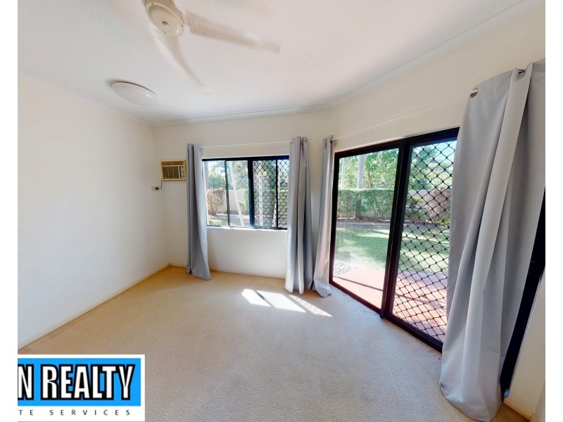 2/367 Mcleod Street, Cairns North QLD 4870