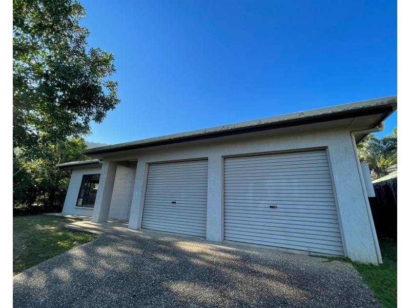 7 Ben Bolt Close, Redlynch QLD 4870