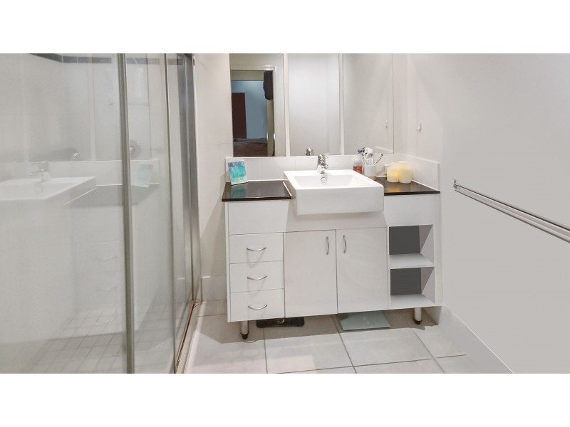 2/112 Sheridan Street, Cairns City QLD 4870