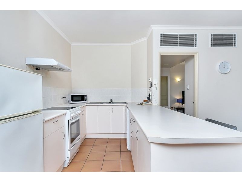 110/298 Sheridan Street, Cairns North QLD 4870