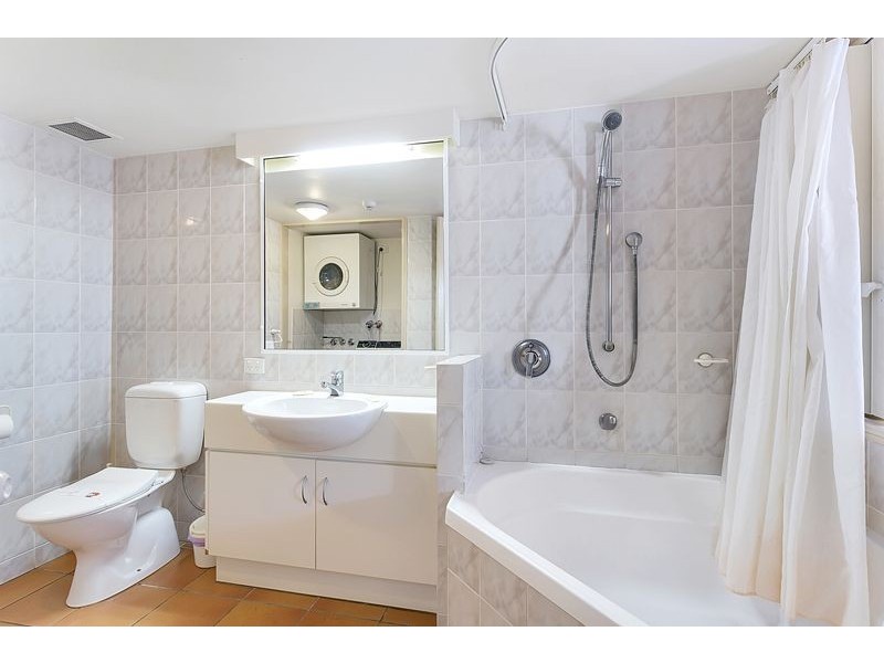 110/298 Sheridan Street, Cairns North QLD 4870