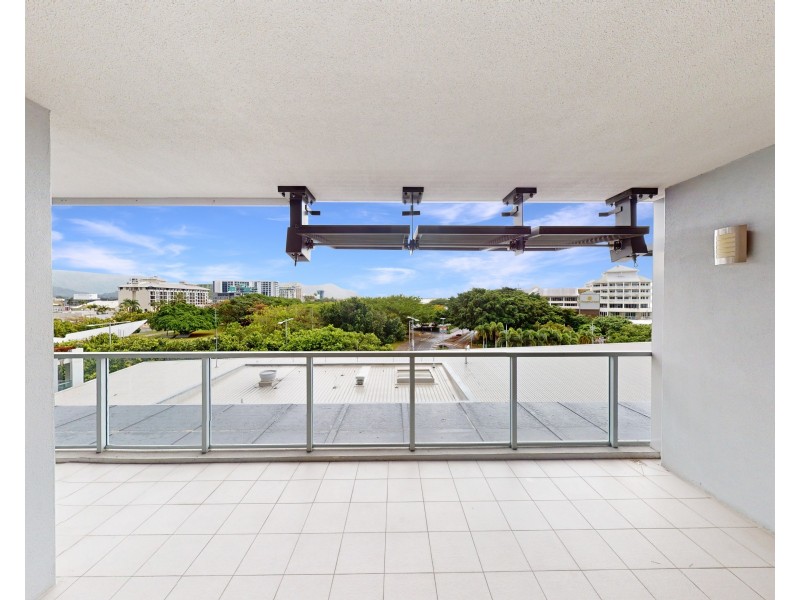 20/1 Marlin Parade, Cairns City QLD 4870