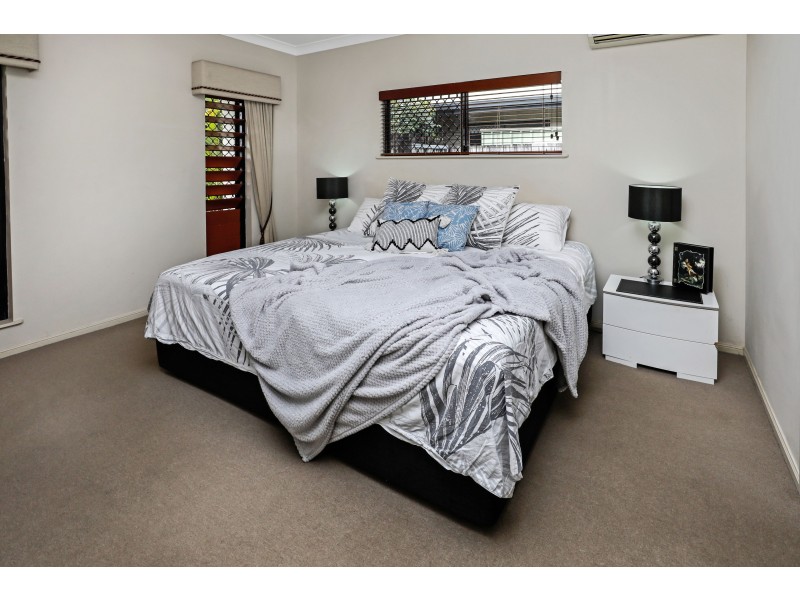 10 Hockey Avenue, Smithfield QLD 4878