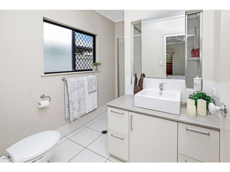 10 Hockey Avenue, Smithfield QLD 4878