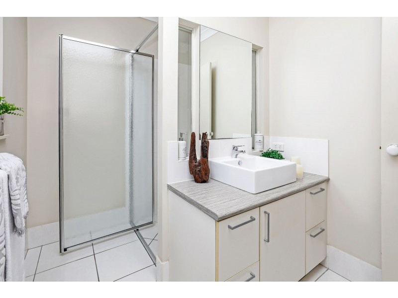 10 Hockey Avenue, Smithfield QLD 4878