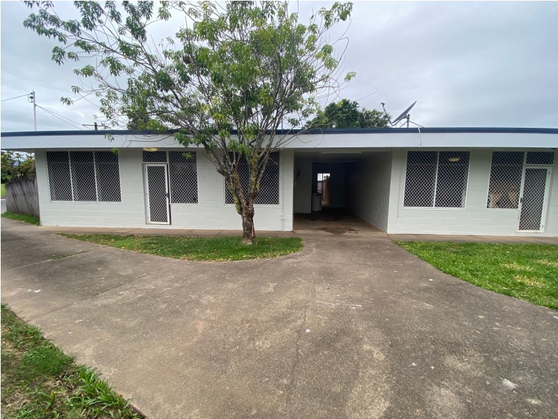 1/27 Sandown Close, Woree QLD 4868