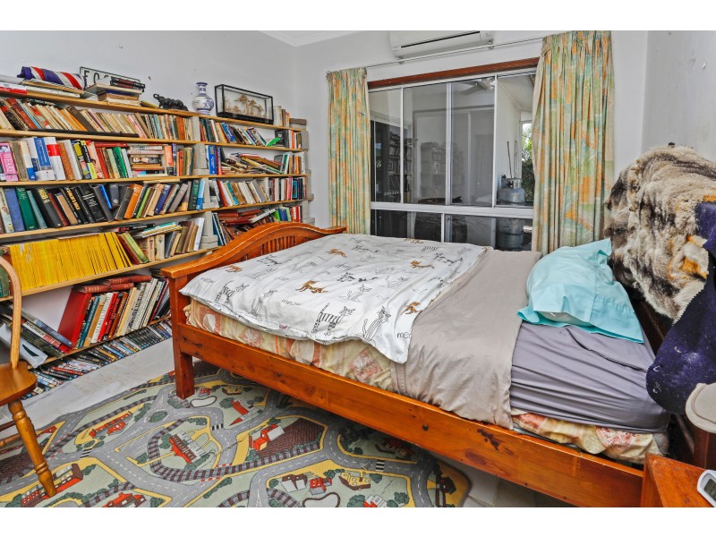 9 Baway Close, Caravonica QLD 4878