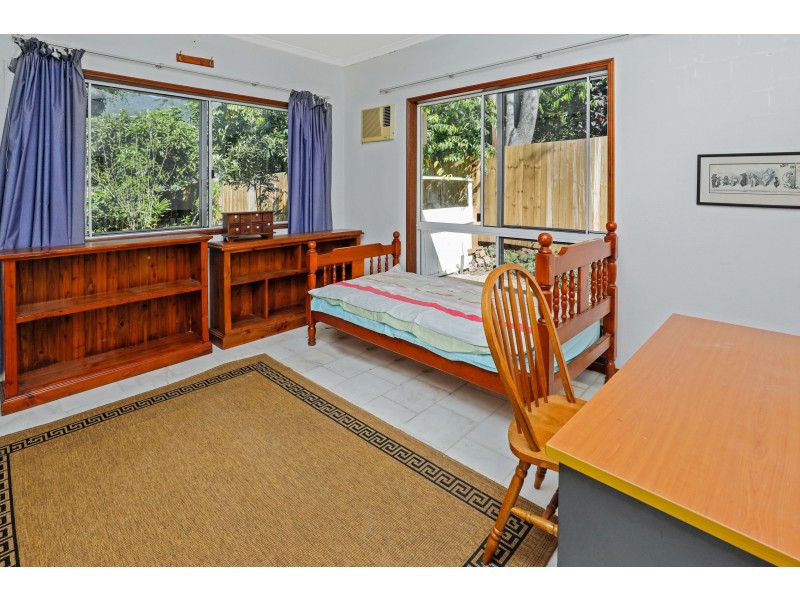 9 Baway Close, Caravonica QLD 4878