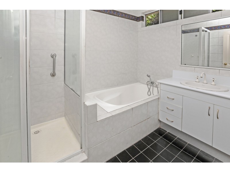 9 Baway Close, Caravonica QLD 4878