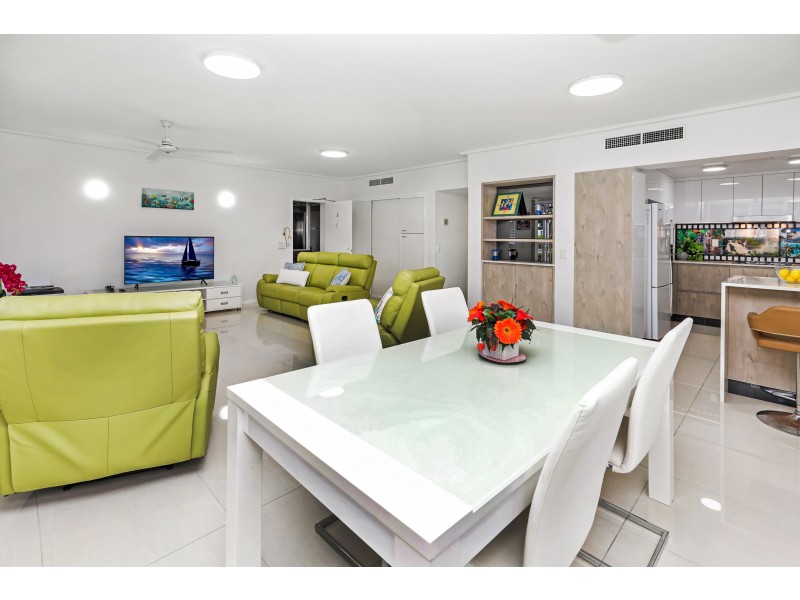 2/81-87 Arlington Esplanade, Clifton Beach QLD 4879