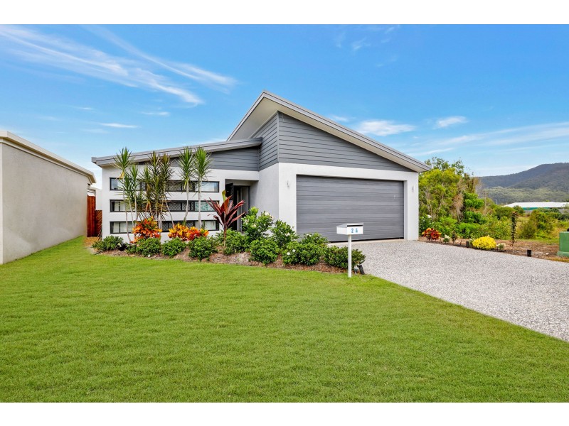 24 Barratta Circle, Smithfield QLD 4878
