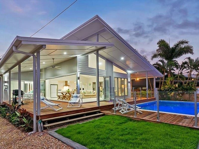 143 Oshea Esplanade, Machans Beach QLD 4878