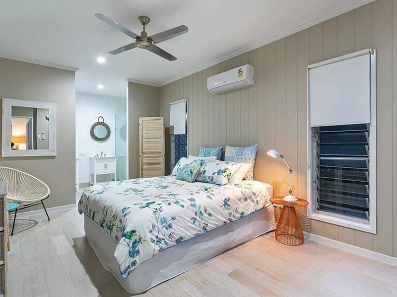 143 Oshea Esplanade, Machans Beach QLD 4878