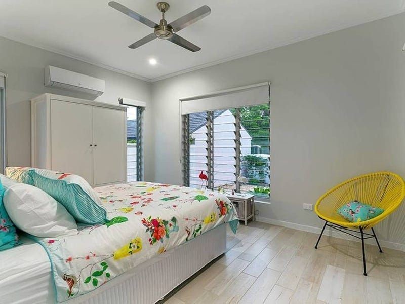 143 Oshea Esplanade, Machans Beach QLD 4878