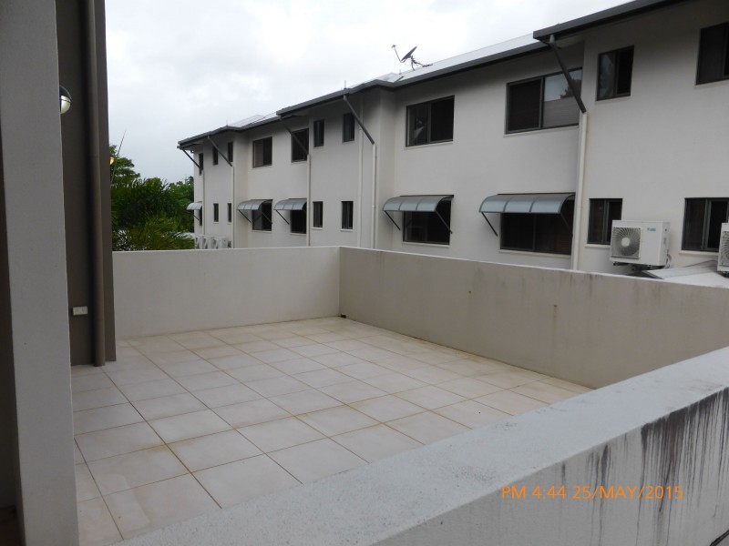 13/14 Macilwraith Street, Manoora QLD 4870