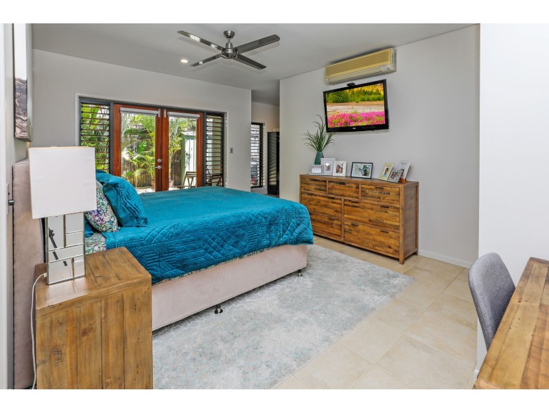 5 Bramble Street, Clifton Beach QLD 4879