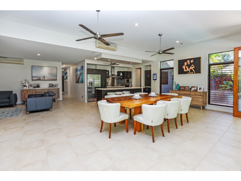 5 Bramble Street, Clifton Beach QLD 4879