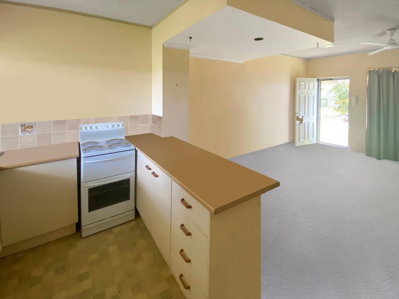 9/11 Brown Street, Woree QLD 4868