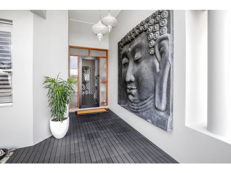 10 Iridescent Drive, Trinity Park QLD 4879