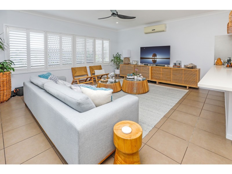 10 Iridescent Drive, Trinity Park QLD 4879