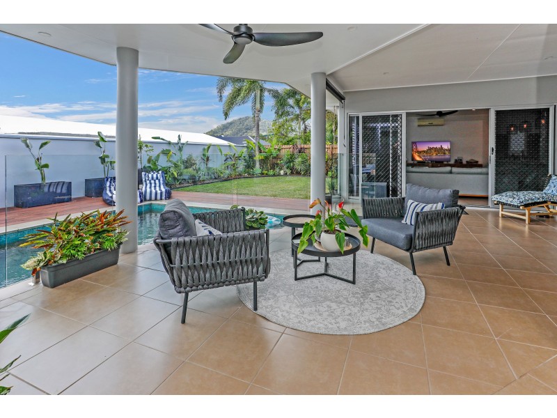 10 Iridescent Drive, Trinity Park QLD 4879