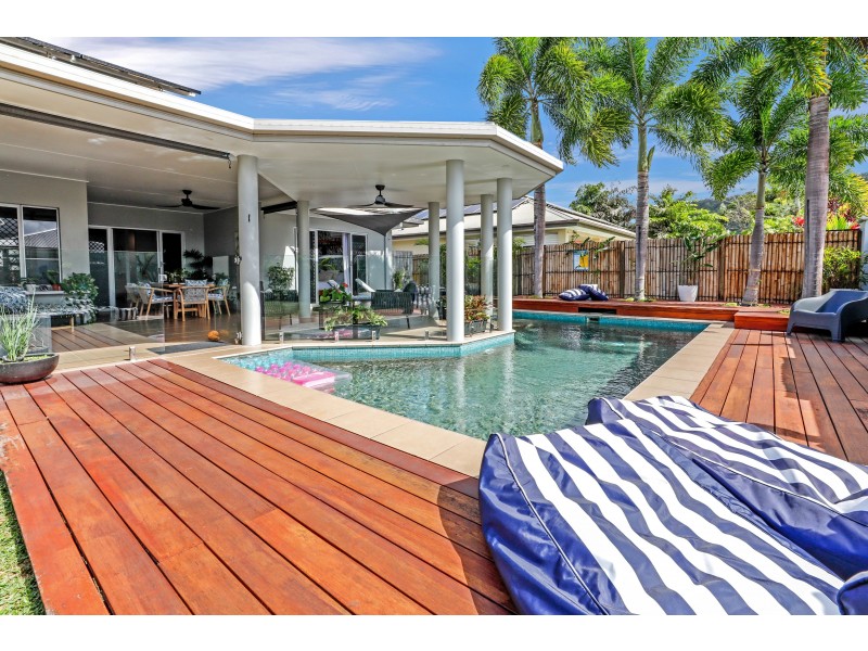 10 Iridescent Drive, Trinity Park QLD 4879
