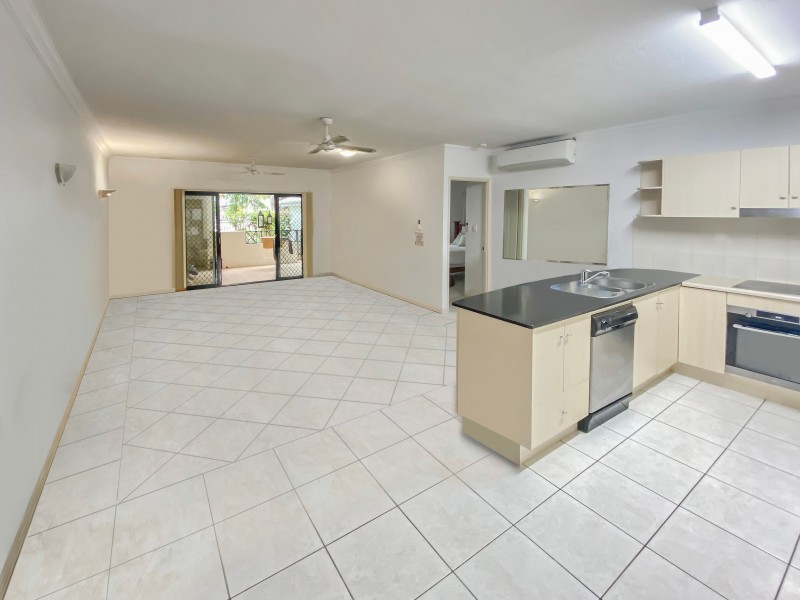 1/310-316 Lake Street, Cairns North QLD 4870