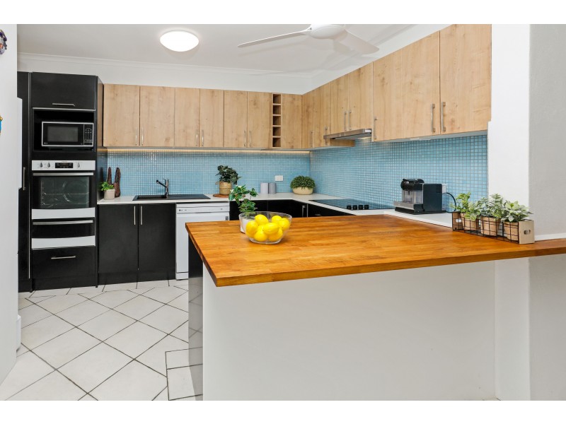 6/65-69 Williams Esplanade, Palm Cove QLD 4879