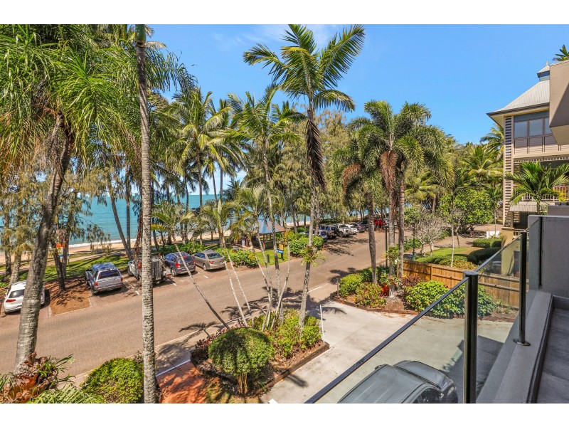 6/65-69 Williams Esplanade, Palm Cove QLD 4879